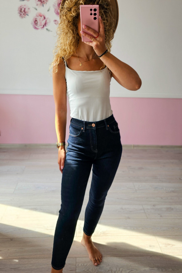Jeansy damskie z wysokim stanem 7
