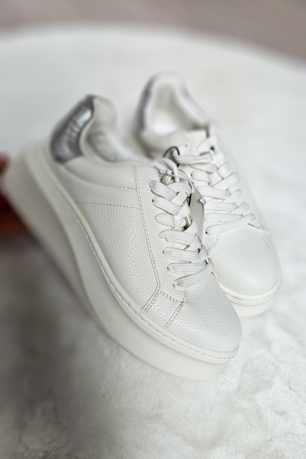 Białe sneakersy damskie na grubej podeszwie 3
