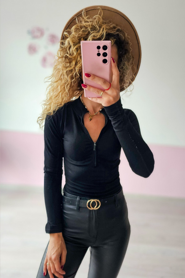 Czarny body z zamkiem