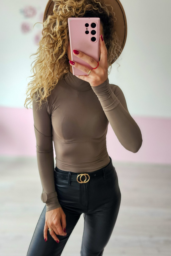 Body z golfem – brązowe 1