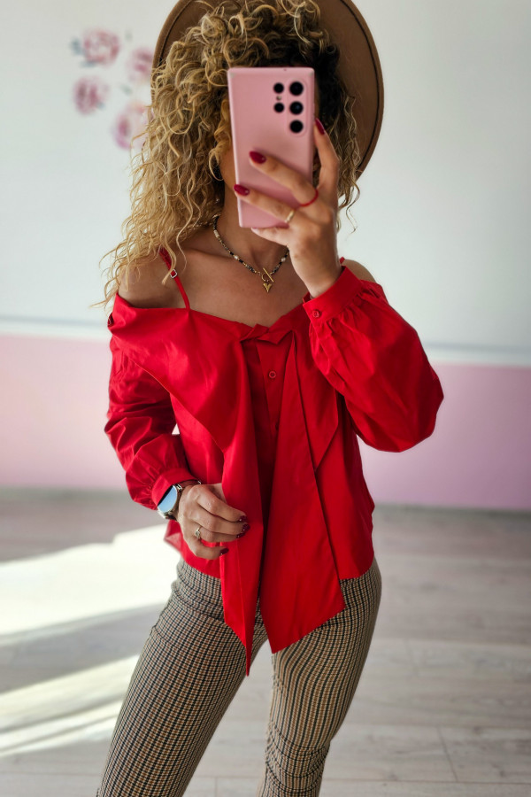 Czerwona bluzka hiszpanka z wiązaniem