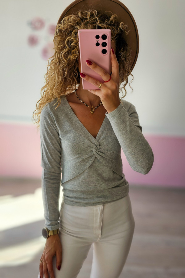 Sweterek kopertowy – szary