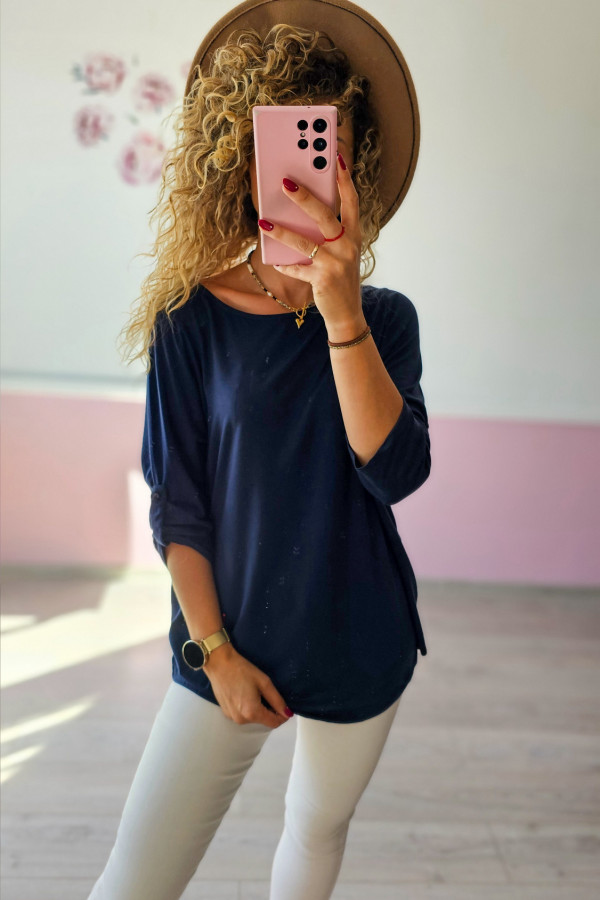 Bluzka casual – granatowa z rękawem 3/4
