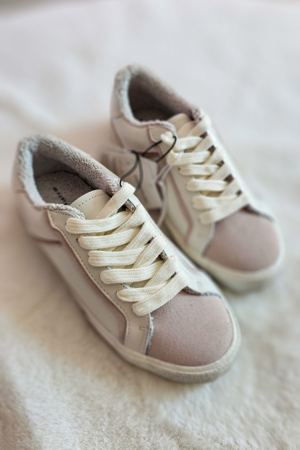 Damskie sneakersy beżowe – wygodne buty sportowe na co dzień
