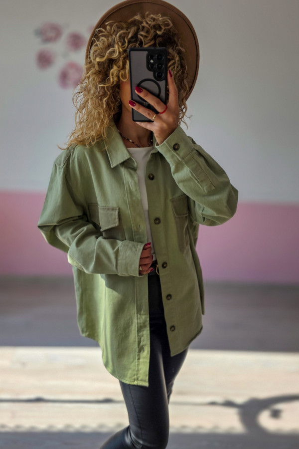 Zielona koszula sztruksowa oversize Zara