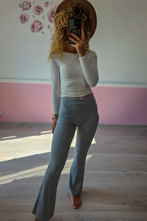 Szare legginsy dzwony 2