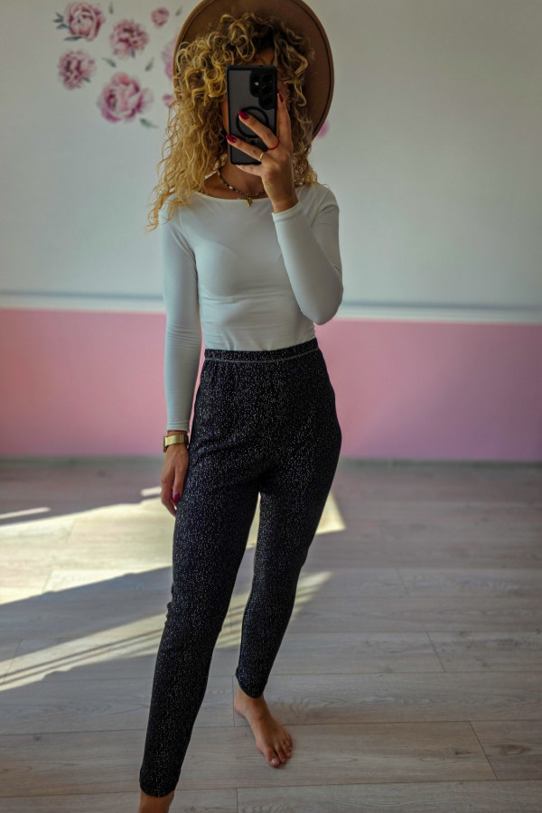 Czarne legginsy z brokatowym akcentem XXL/3XL