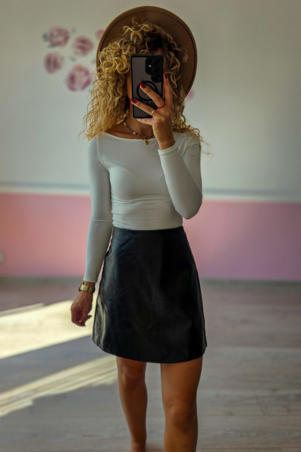 Skórzana spódniczka mini 1