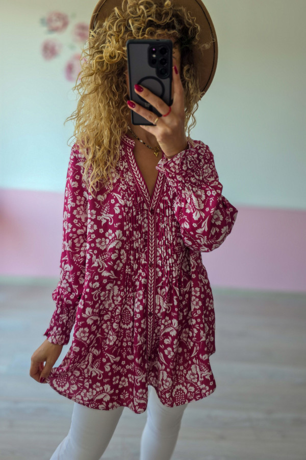 Tunika w odcieniu malinowym