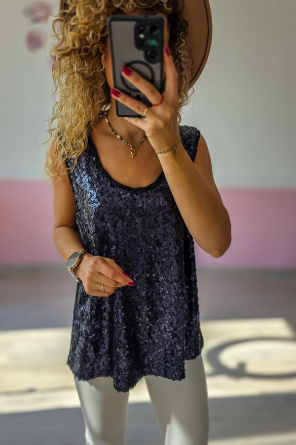 Czarna bluzka z cekinami 1