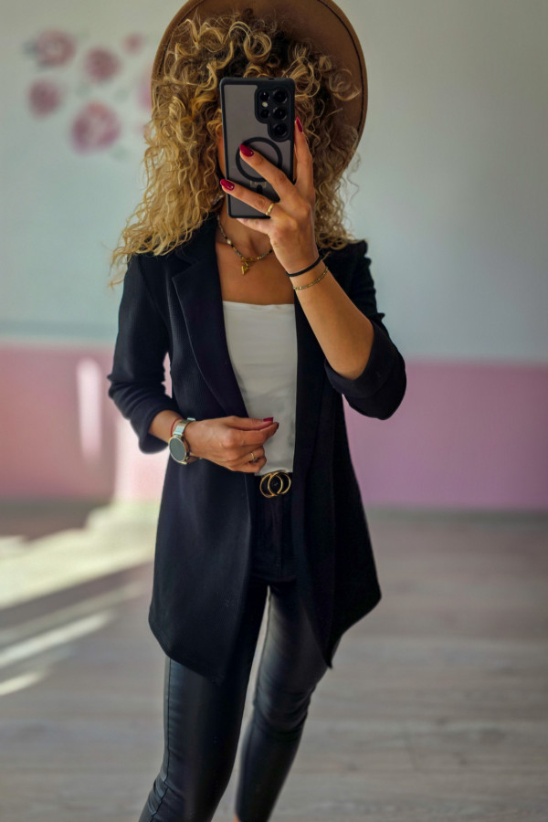 Czarna marynarka damska 3