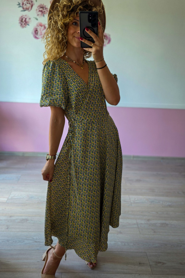 Zwiewna sukienka boho w kwiaty 2