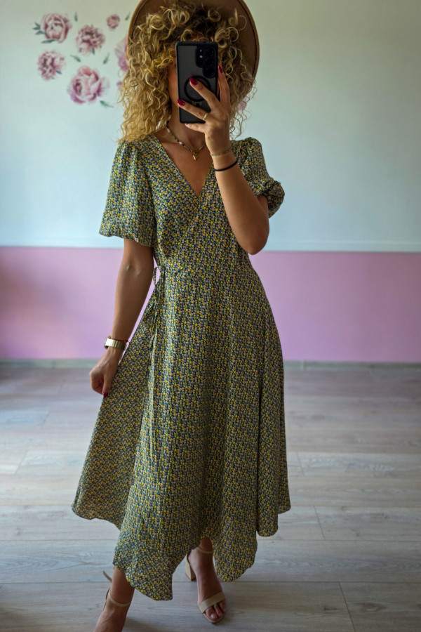 Zwiewna sukienka boho w kwiaty 3