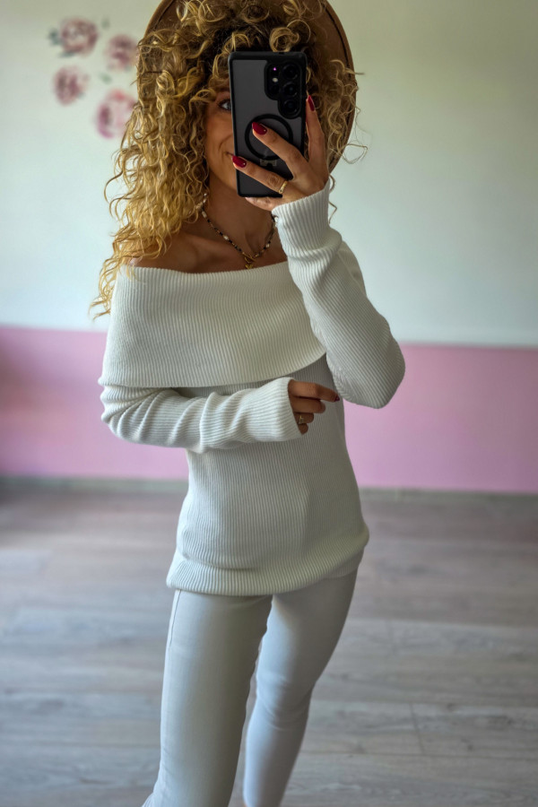 Sweter hiszpanka z odkrytymi ramionami 2