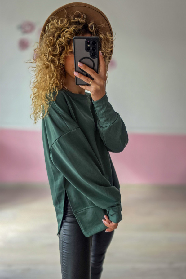 Zielona bluza basic – klasyka w wygodnym wydaniu 2