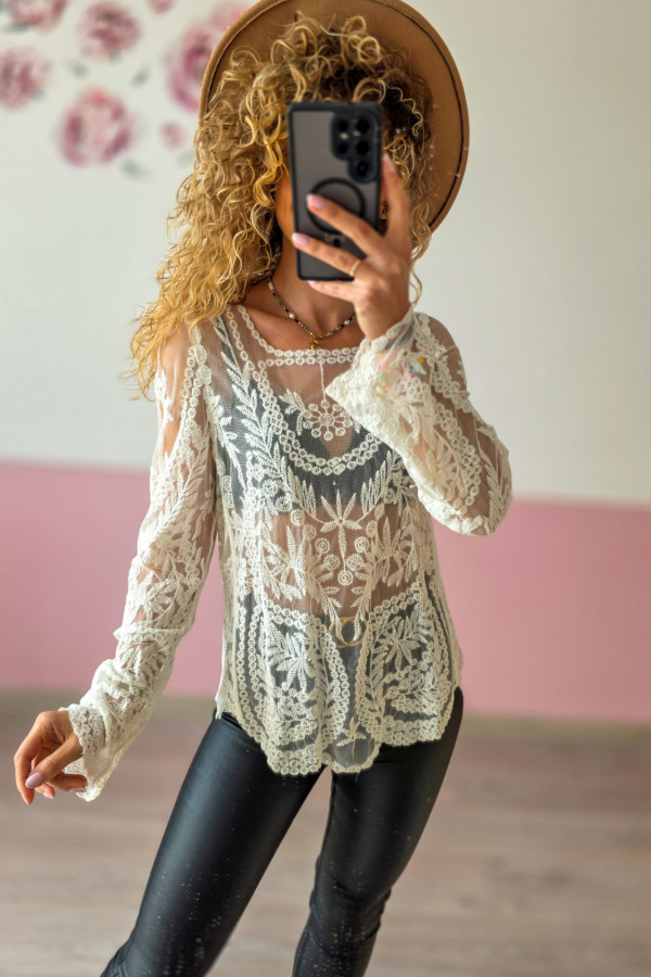 Koronkowa bluzka boho