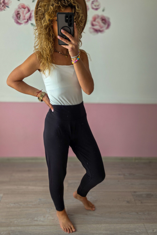 Czarne legginsy basic z wysokim stanem 1