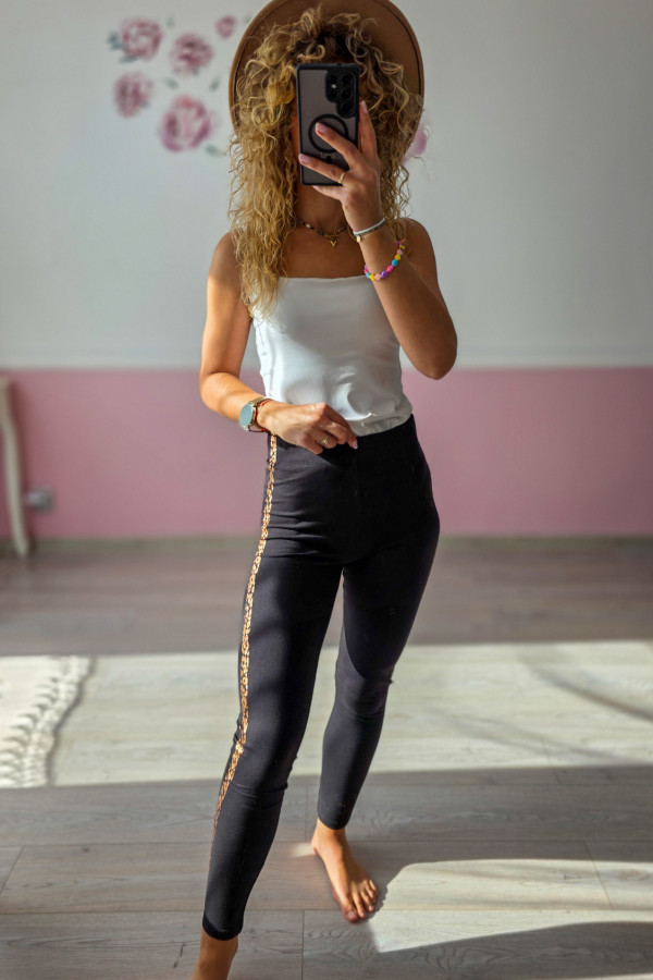 Czarne legginsy z lampasem w panterkę 3