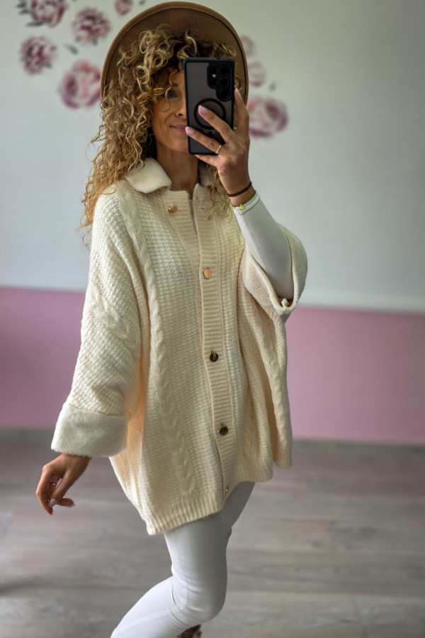 Kremowe ponczo swetrowe – przytulna elegancja M-XL 3