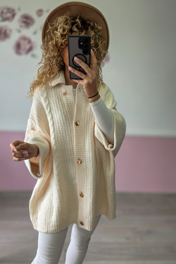 Kremowe ponczo swetrowe – przytulna elegancja M-XL 4