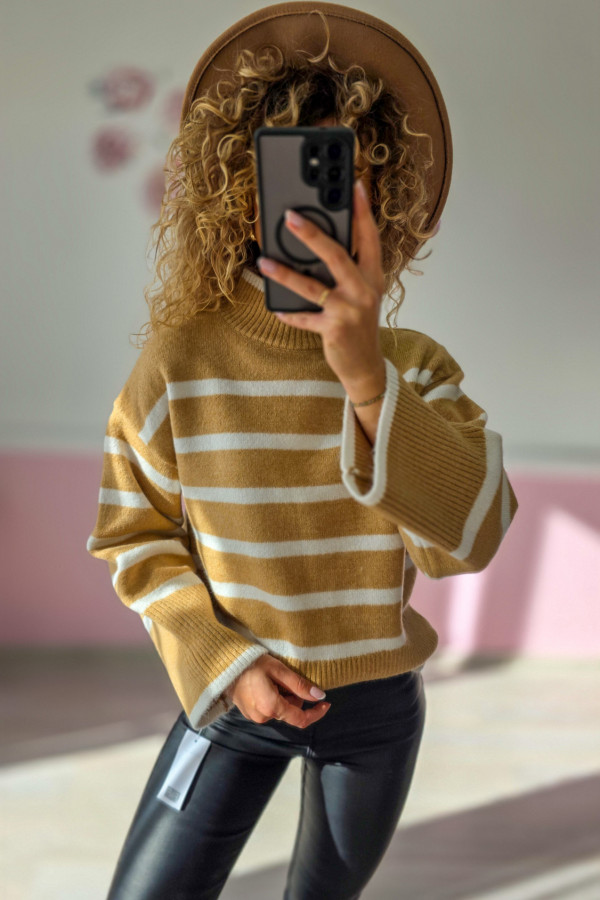 Sweter w paski – karmelowo-biały S/M 2
