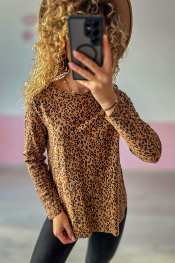 Brązowa bluzka w panterkę