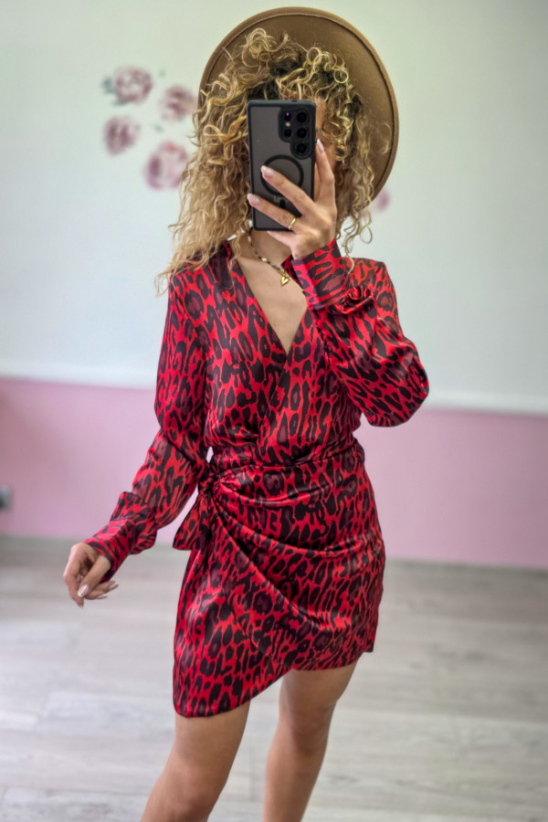 Sukienka mini w panterkę – czerwona 2