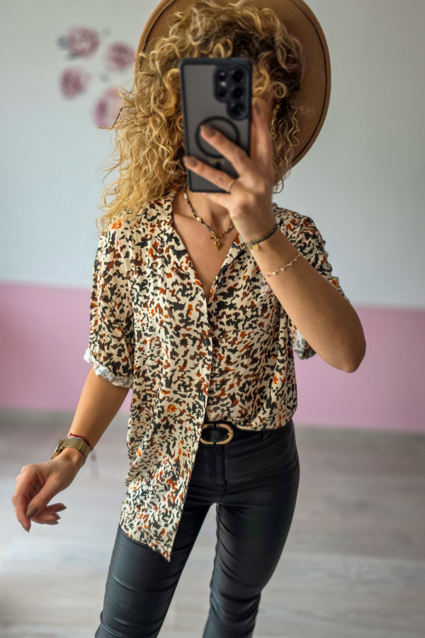 Męska koszula we wzory – stylowy print i luźny krój 1