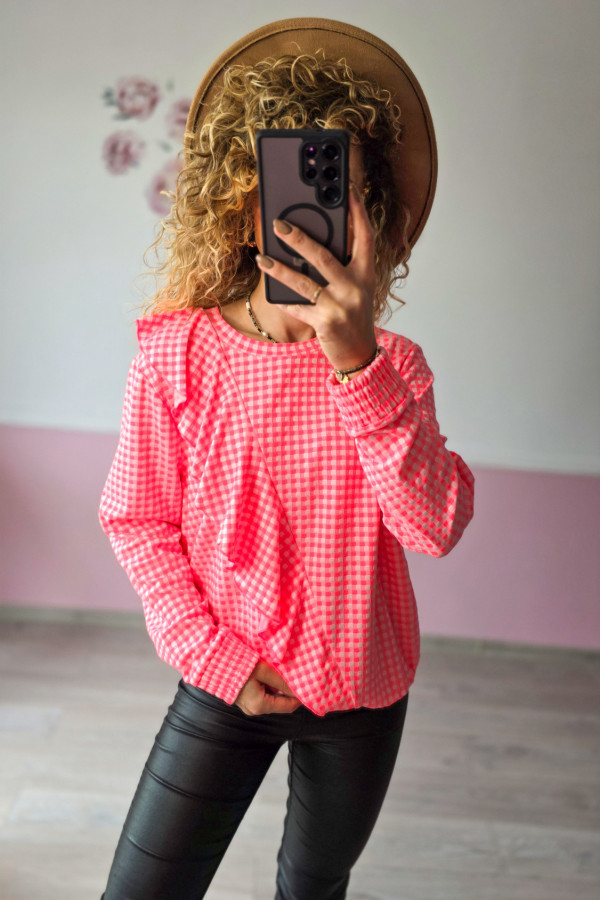 Bluzka różowa w kratkę z falbanką