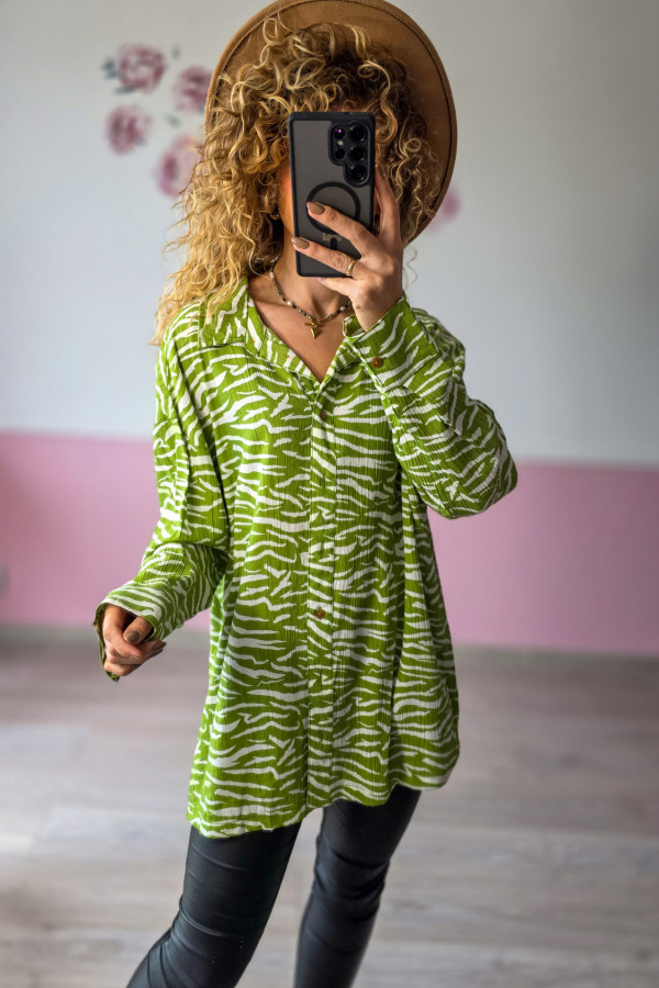 Koszula oversize w zielony wzór zebra