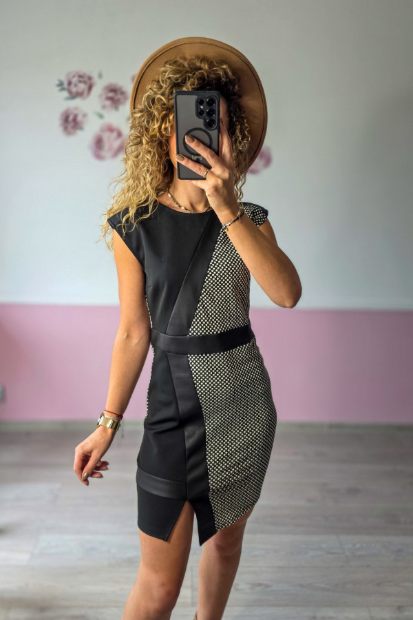 Sukienka czarno-biała z geometrycznym panelem 2