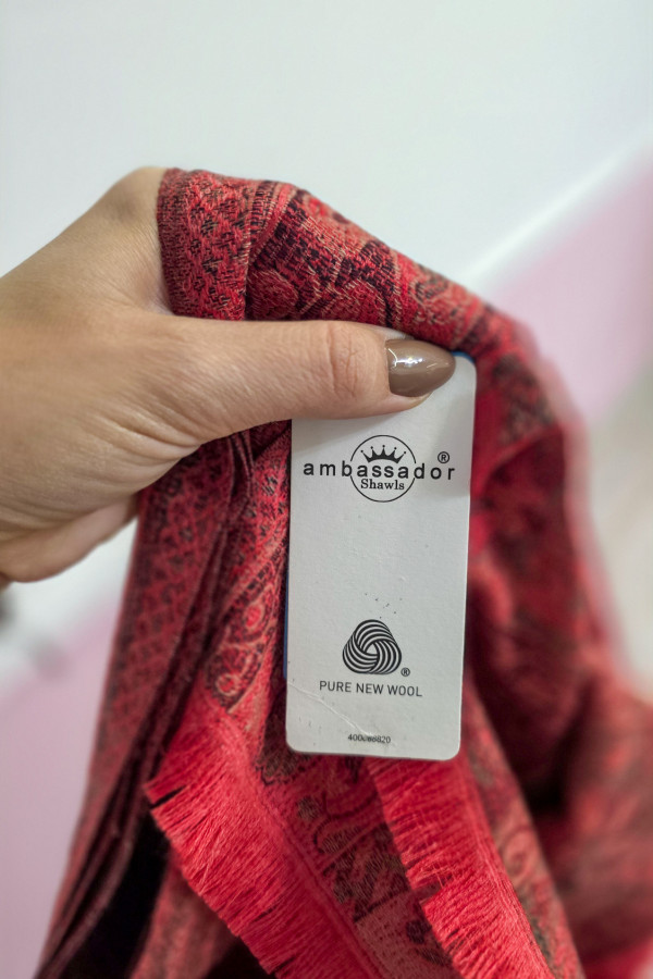 Szal z czystej nowej wełny Ambassador Shawls – luksus, ciepło i ponadczasowy styl 3