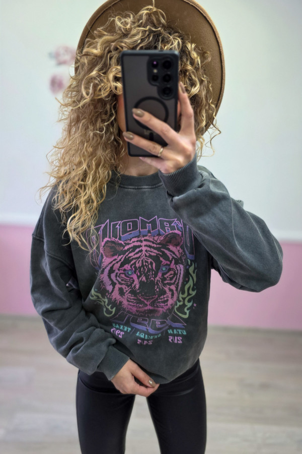 Bluza damska z kolorowym nadrukiem – styl streetwear, oversize